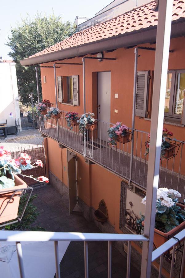 Apartment S Onofrio Rho